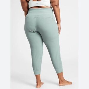 Athleta Salutation Rib Jogger Mint Green Athletic Comfort Yoga Stretch Pant